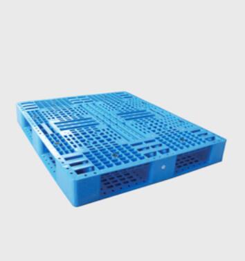 托盘厂家生产塑料托盘有哪三种成型方法？